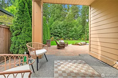 10711 Elliston Way NE, Redmond, WA 98053 - Photo 17
