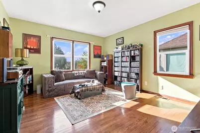 912 Pacific Avenue, Bremerton, WA 98337 - Photo 27