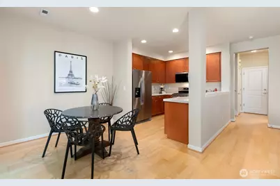 3900 NE 4th Circle, Renton, WA 98056 - Photo 7