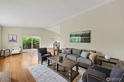 1216 88th Place NE, Clyde Hill, WA 98004 - Photo 5