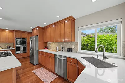 1216 88th Place NE, Clyde Hill, WA 98004 - Photo 7