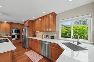 1216 88th Pl NE, Clyde Hill, WA 98004 - Photo 7