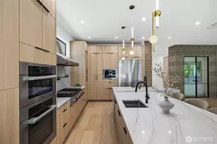 10234 NE 20th Pl, Bellevue, WA 98004 - Photo 11