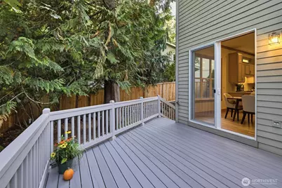 17025 NE 113th Court, Redmond, WA 98052 - Photo 9