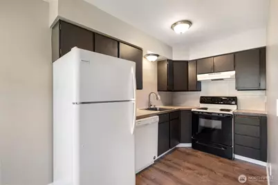 2938 E Walnut Street #11, Port Angeles, WA 98362 - Photo 3