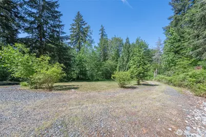 8574 Mount Baker Highway, Deming, WA 98244 - Photo 21