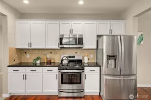 17904 20th Ave SE, Bothell, WA 98012 - Photo 11