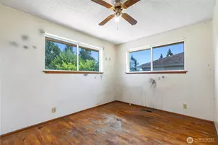 8400 32nd Ave SW, Seattle, WA 98126 - Photo 15