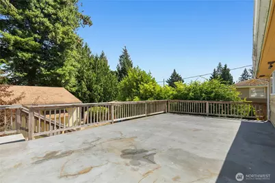 8400 32nd Avenue SW, Seattle, WA 98126 - Photo 33