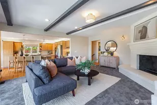 4550 49th Ave NE, Seattle, WA 98105 - Photo 9
