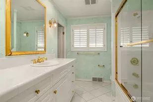 1425 Broadmoor Dr E, Seattle, WA 98112 - Photo 15