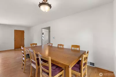 12286 Shorewood Drive SW, Seattle, WA 98146 - Photo 9