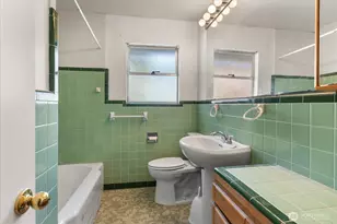 12286 Shorewood Dr SW, Seattle, WA 98146 - Photo 15