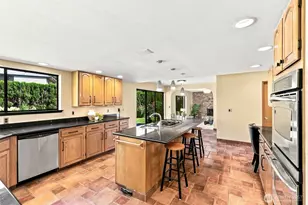 10517 47th St E, Edgewood, WA 98372 - Photo 9