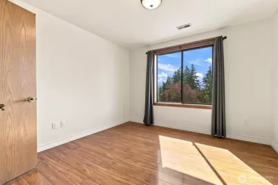 10517 47th Street E, Edgewood, WA 98372 - Photo 27
