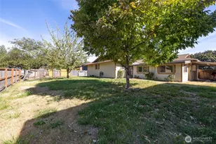 2904 11th St SE, Puyallup, WA 98374 - Photo 35
