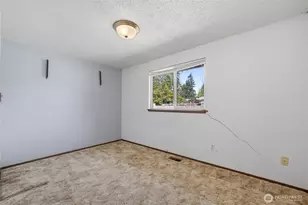 2904 11th St SE, Puyallup, WA 98374 - Photo 17