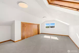 5563 Kenwood Pl N, Seattle, WA 98103 - Photo 19