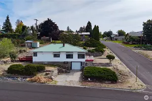 121 SW State St, Tonasket, WA 98855 - Photo 25