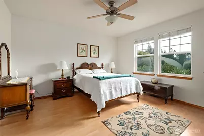 1300 SW Windsor Street, Oak Harbor, WA 98277 - Photo 21