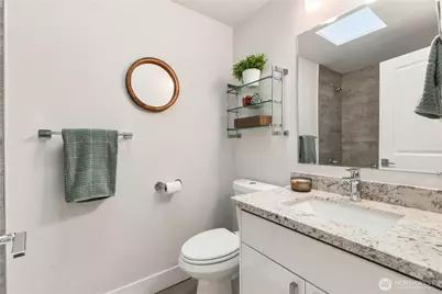 6733 121st Avenue SE, Bellevue, WA 98006 - Photo 17