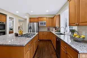 132 247th Ave SE, Sammamish, WA 98074 - Photo 11