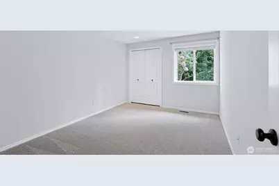 132 247th Avenue SE, Sammamish, WA 98074 - Photo 33
