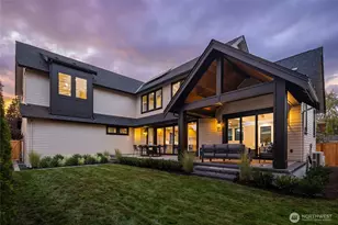8040 Forest Dr NE, Seattle, WA 98115 - Photo 35