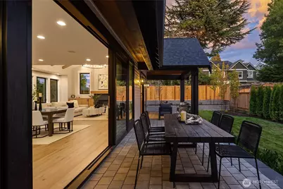8040 Forest Drive NE, Seattle, WA 98115 - Photo 15