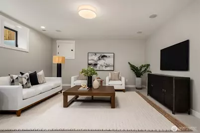 8040 Forest Drive NE, Seattle, WA 98115 - Photo 33