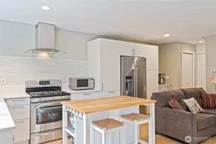 6000 17th Ave SW, Seattle, WA 98106 - Photo 5