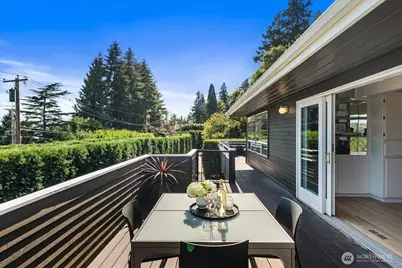 9095 SE 79th Street, Mercer Island, WA 98040 - Photo 17
