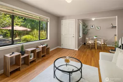 10021 7th Avenue NW #Apt B, Seattle, WA 98177 - Photo 3