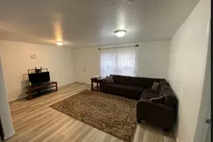 12519 288th St E, Graham, WA 98338 - Photo 11