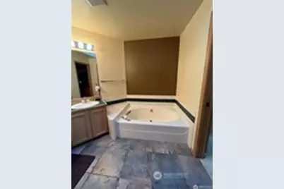 11922 SE 203rd Street, Kent, WA 98031 - Photo 11
