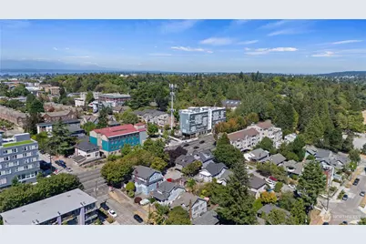4812 Aurora Avenue N, Seattle, WA 98103 - Photo 37