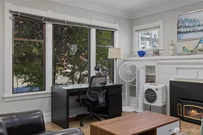 4812 Aurora Avenue N, Seattle, WA 98103 - Photo 5