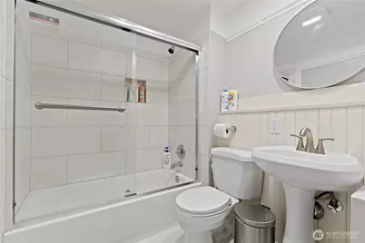 4812 Aurora Avenue N, Seattle, WA 98103 - Photo 25