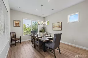15402 174th Ave Ct E, Bonney Lake, WA 98391 - Photo 9