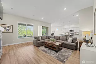 15402 174th Ave Ct E, Bonney Lake, WA 98391 - Photo 5