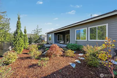 15402 174th Avenue Ct E, Bonney Lake, WA 98391 - Photo 33