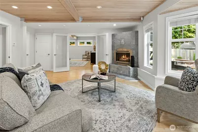 17102 NE 37th Place, Bellevue, WA 98008 - Photo 23