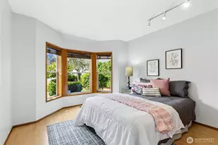 17102 NE 37th Pl, Bellevue, WA 98008 - Photo 21