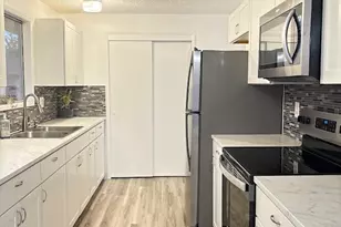 209 Eastridge Dr, East Wenatchee, WA 98802 - Photo 9
