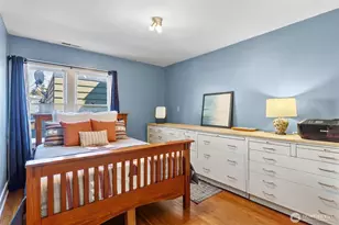 712 NW 65th St, Seattle, WA 98117 - Photo 11