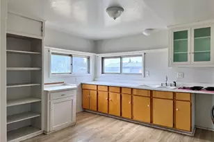 410 W Glover St, Harrington, WA 99134 - Photo 7