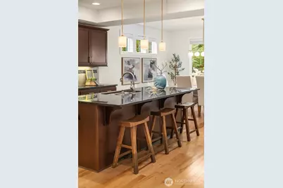 1703 NE Falls Drive, Issaquah, WA 98029 - Photo 11