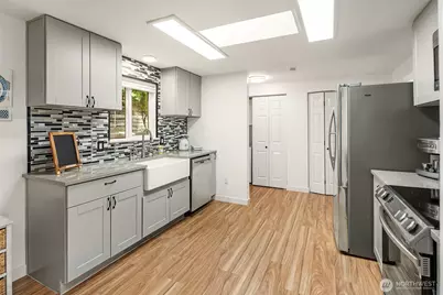 2623 124th Place NE, Bellevue, WA 98005 - Photo 9