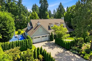 2042 77th Ave NE, Medina, WA 98039 - Photo 3