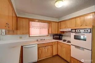 7112 5th Ave SE, Lacey, WA 98503 - Photo 7
